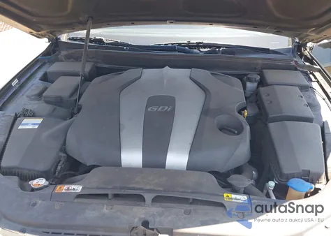 2012 Hyundai Genesis 3.8 z USA, uszkodzony, nr VIN KMHGC4DD0CU182057